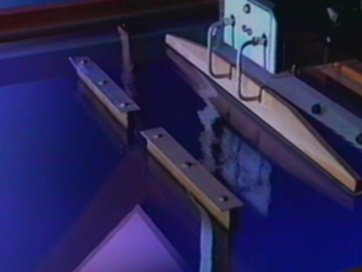 Diffraction and Interference: Microwave Diffraction